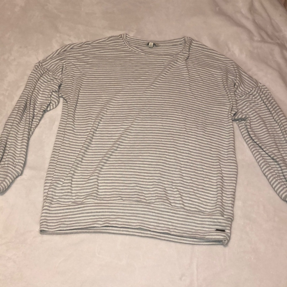 lucky brand sweater